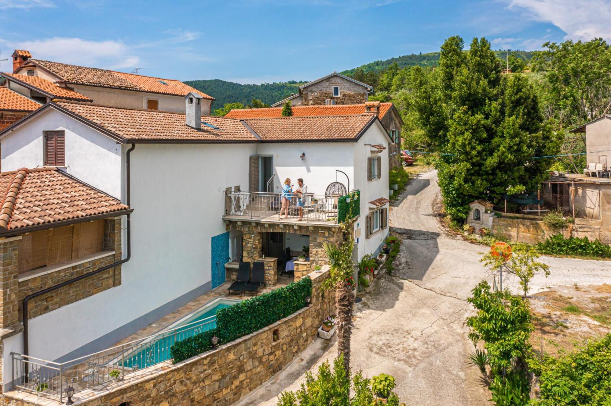 Holiday Home Belveder Motovun With Heated Pool Livade Exterior photo
